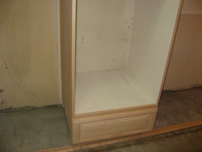 space for new lower oven.JPG