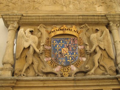 Je le confesse : j'aime  prendre en photo des drapeaux et des blasons