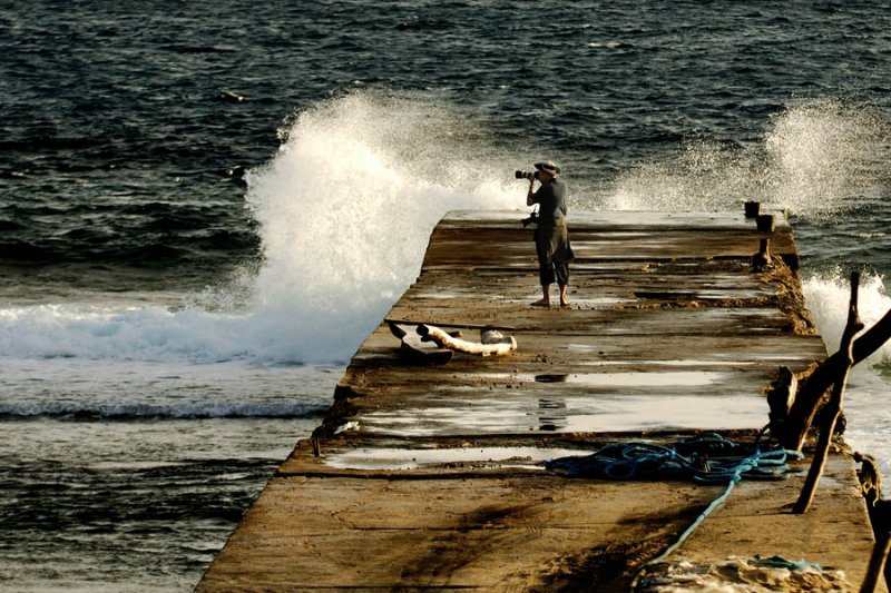 Shooting with the wave