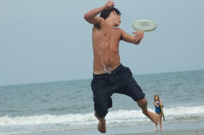 Beach frisbee