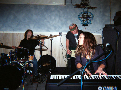 Beth Hart Band at Jimmi's Bar and Grill 10-13-05