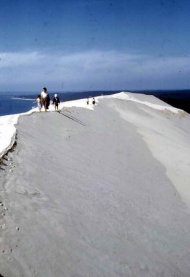 Mais que fait le marchand de sable ??? (Dune du Pyla).