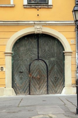 Door in Budapest 1
