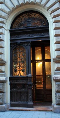 Door in Budapest 4