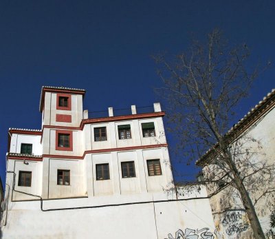 White buildings in Albaicin