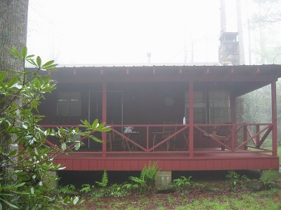 Linda's cabin.BJH.jpg