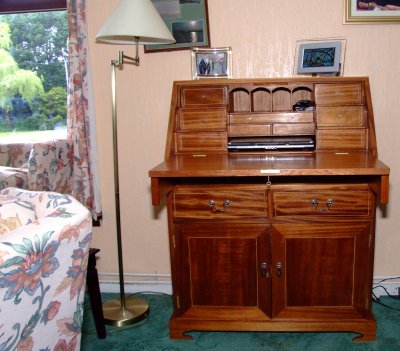 Bureau at home 3 (2007)