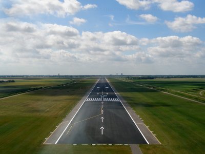 Runway 18-R Schiphol, The Netherlands