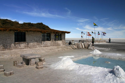 Bolivia - Salar de Uyuni, another Salt Hotel