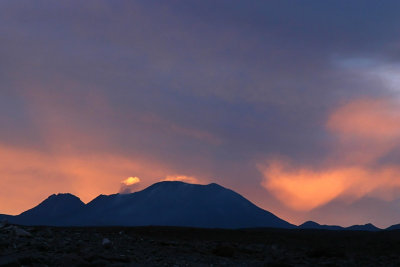 Sunrise over Volcán Lascar 3