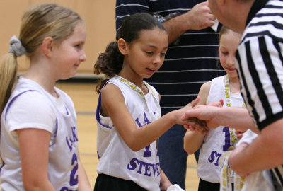 Jordan getting her medal