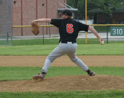 t.c on the mound at glen este