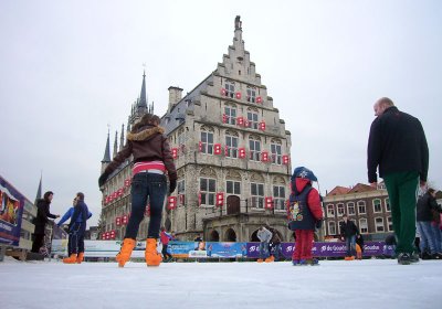 Skating on marketplace