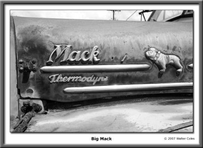 Mack 40s Truck Logo.jpg
