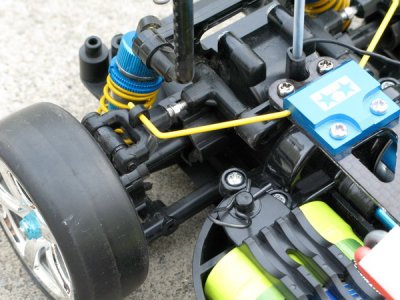 Rear suspension set