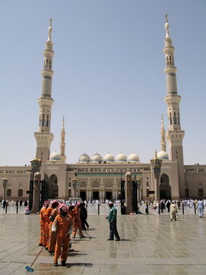 Masjid an-Nabawi - 2nd most holiest mosque