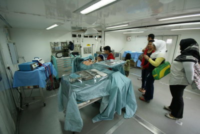 Mobile field operating theatre