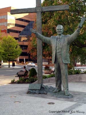 Billy Graham Statue