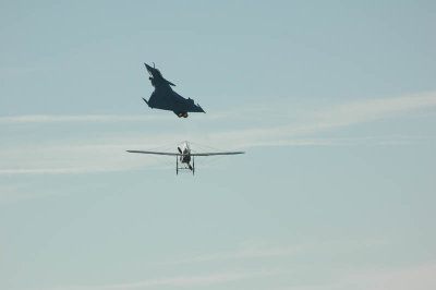 to catch someone! (Dassault' Rafale fighter)