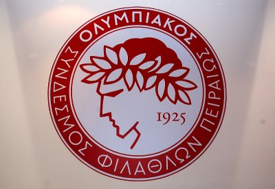 OLYMPIACOS   FOOTBALL  CLUB ...
