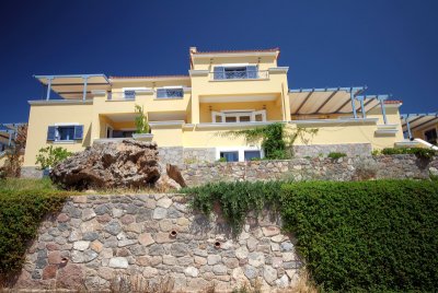 AEGINA ...