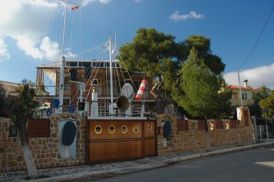 SHIP  OR  HOUSE  ? ? ?  ...