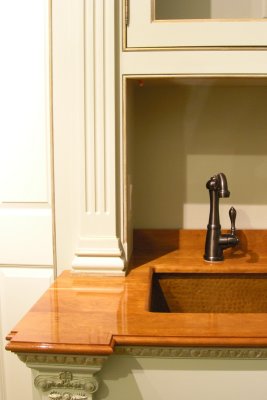 new bed door w-sink clsup fx.jpg