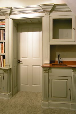 new bed door w-sink fx.jpg