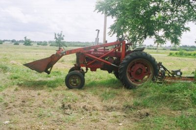 tractor1.jpg