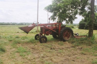 tractor2.jpg