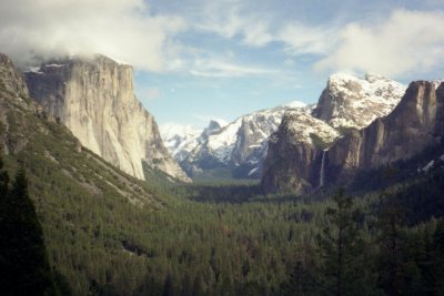 Tunnel View 1998-02 img247a.jpg