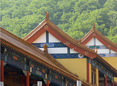 Buddist monastery, near Lushun (6/8/07)