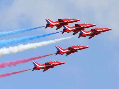 Red Arrows six.JPG