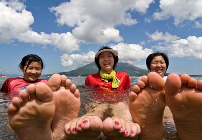 _MG_0149_iso_3girls_toes_PB.jpg