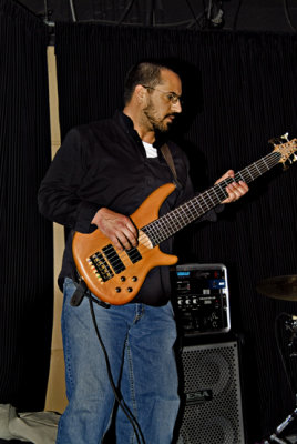 bass player 2119.jpg