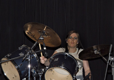 drummer w 2123.jpg