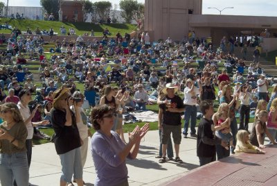 crowd for the blast 2840w.jpg