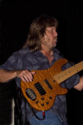 Bass 3839w.jpg