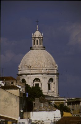 Alfama3.JPG