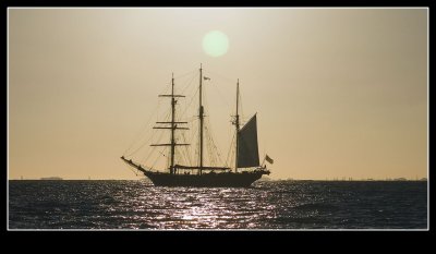 Sunset Ship, Cottesloe