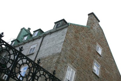 difice du vieux Qubec / Old Quebec building
