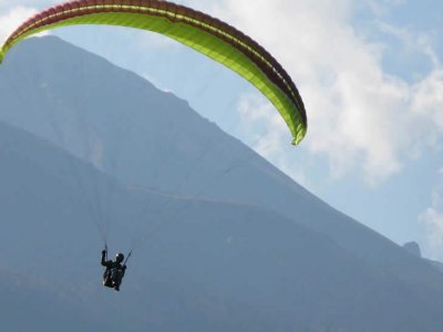 Bruce on final at Interlaken