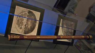 Galileo's telescope (replica)