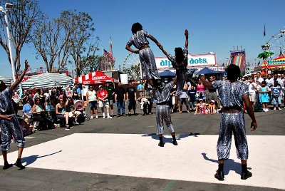 Mapapa African Acrobats