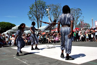 Mapapa African Acrobats