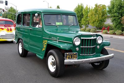 Possibly 1958 or 1962 Willies Jeep