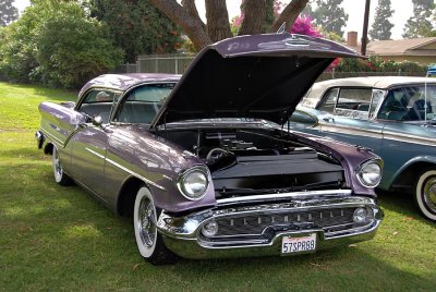 1957 Oldsmobile Super 88 Holiday Coupe
