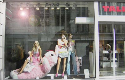 Super Barbies