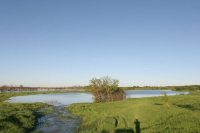 The runoff from Sunset Lk into Sunrise Lk