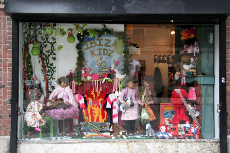 Ibiza Kids Window